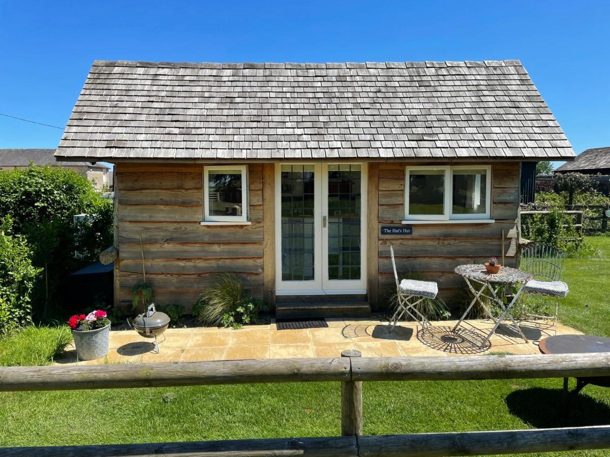 The Hat'S Hut Mixbury Екстериор снимка